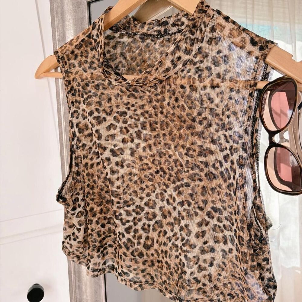 Urban Renewal | size L | sheer leopard print mesh mock neck crop top - Picture 3 of 5